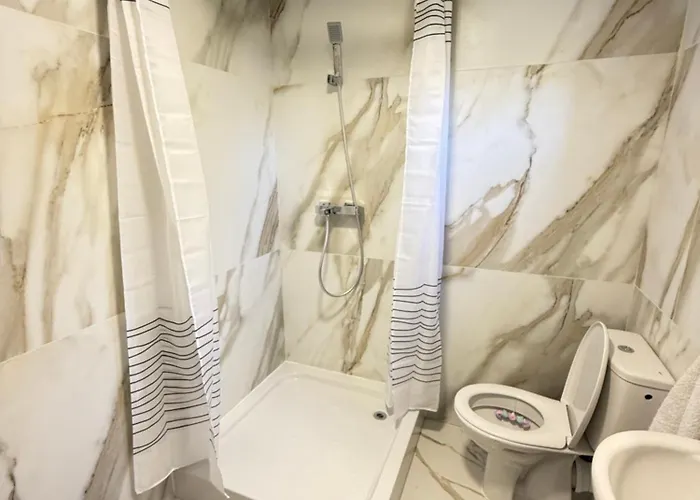 Isth Wave House 度假居 *